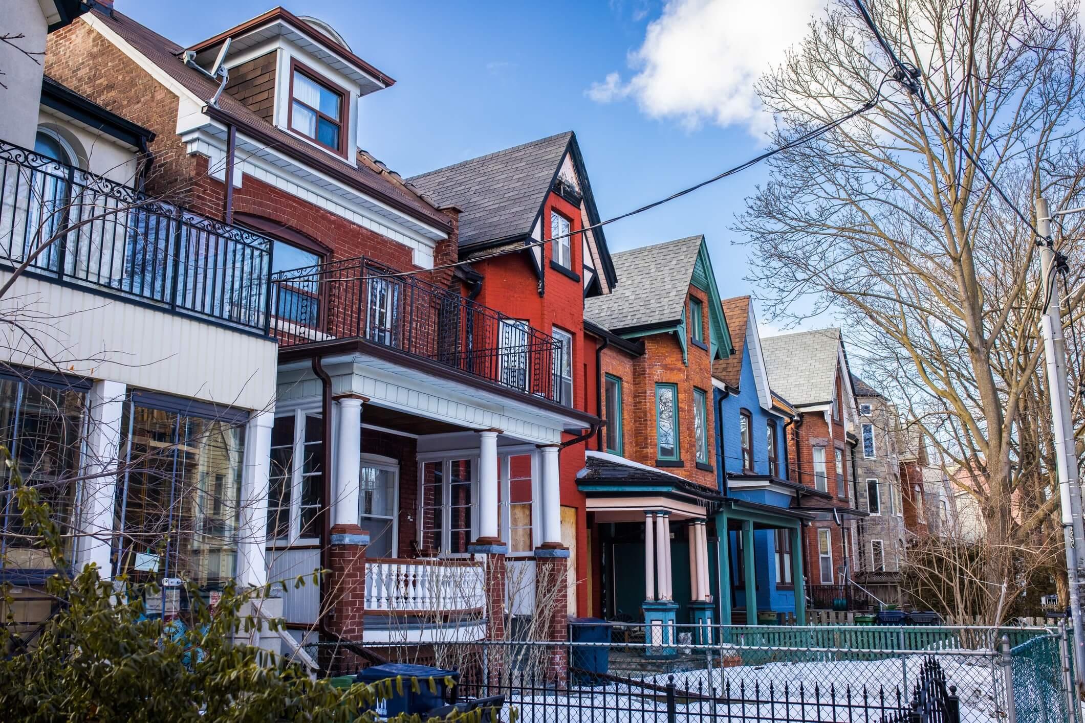 How Ductless Mini-Split Systems Benefit Toronto’s Older Properties